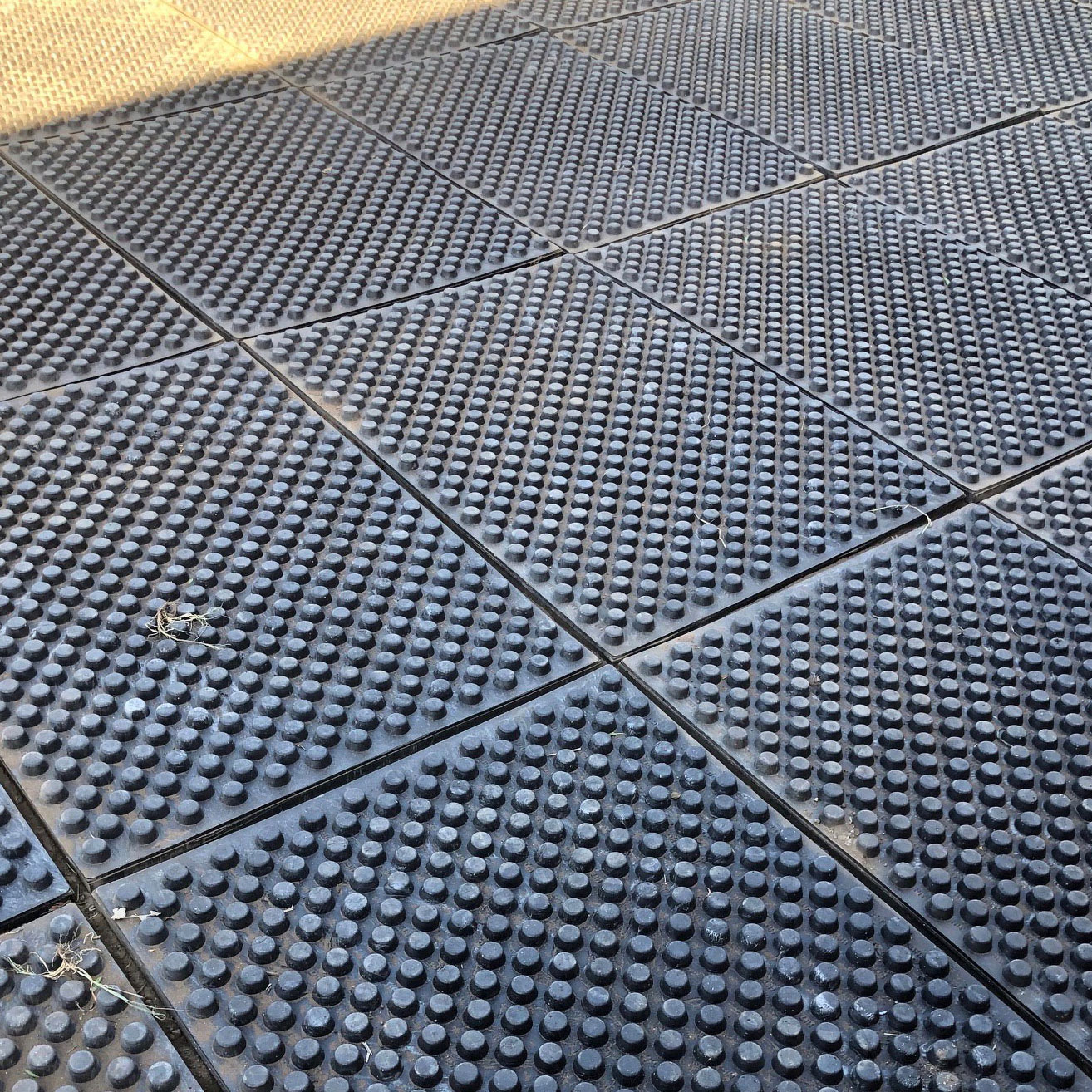 Base mats in turnout with sand