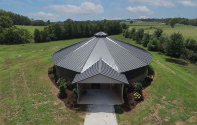 A fully covered round horse exerciser from above