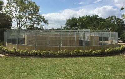 A round, uncovered horse walker from the outside