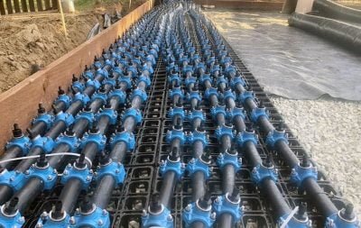 The water lines of a HIT Active Aqua system